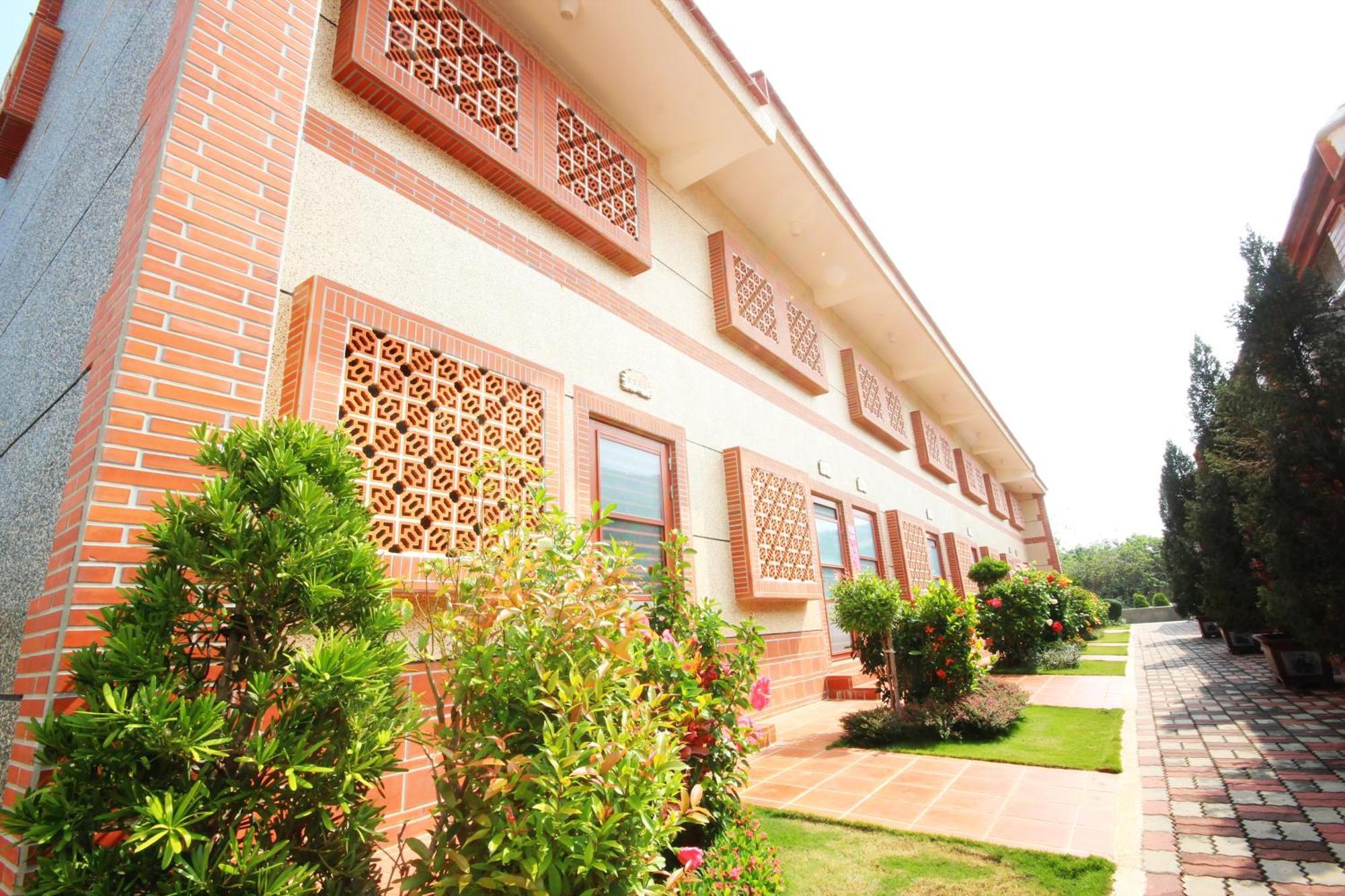 Seaview-Shoy B&B Xiaoliuqiu Exterior photo